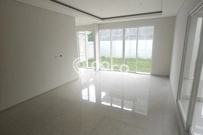 Jual Rumah Luas Megah Dengan View Eksklusif di Kediri, Kediri Jual Rumah Luas Megah Dengan View Eksklusif di Kediri, Kediri