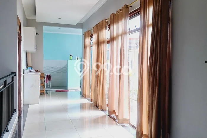 For Sale! Luxury House LT 243m2 Desain Elegan di Taman Yasmin For Sale! Luxury House LT 243m2 Desain Elegan di Taman Yasmin