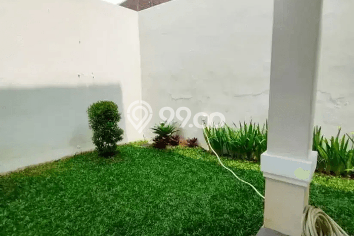 For Sale! Luxury House LT 235m2 Desain Elegan di Sentul City For Sale! Luxury House LT 235m2 Desain Elegan di Sentul City