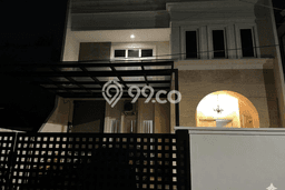 Rumah Mewah LB 220m2 Siap Huni Desain Elegan di Sunter, Jakarta Utara Rumah Mewah LB 220m2 Siap Huni Desain Elegan di Sunter, Jakarta Utara
