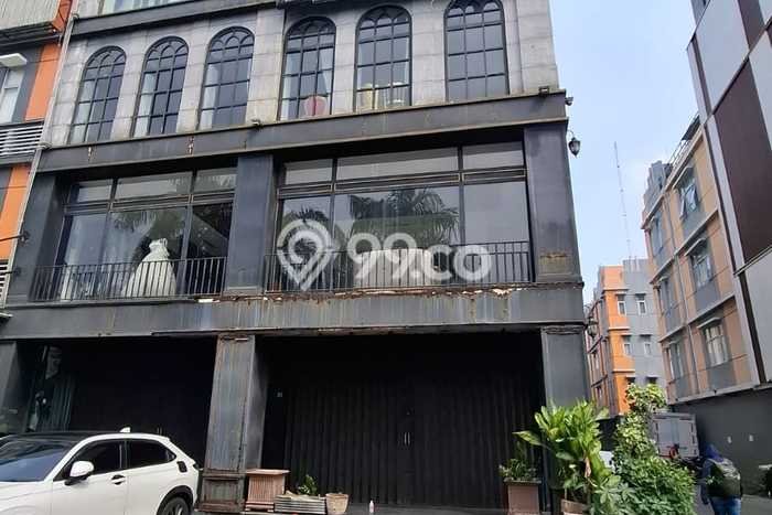 Ruko Bagus LT 120m2 LB 200m2 Dijual di Kemayoran Jakarta Pusat Ruko Bagus LT 120m2 LB 200m2 Dijual di Kemayoran Jakarta Pusat