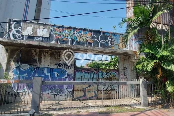 Tanah Dijual Lokasi Strategis di Jakarta Pusat dengan Luas 2055m2 Tanah Dijual Lokasi Strategis di Jakarta Pusat dengan Luas 2055m2