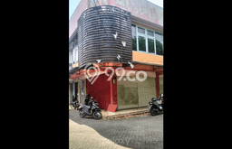 Ruko untuk disewa di Kedungkandang punya LT 97m2 & LB 180m2 harga sewa kompetitif Ruko untuk disewa di Kedungkandang punya LT 97m2 & LB 180m2 harga sewa kompetitif