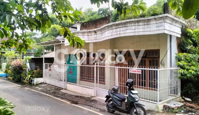 Lokasi strategis! Rumah siap pakai disewakan di Lowokwaru LB 200m2 Lokasi strategis! Rumah siap pakai disewakan di Lowokwaru LB 200m2