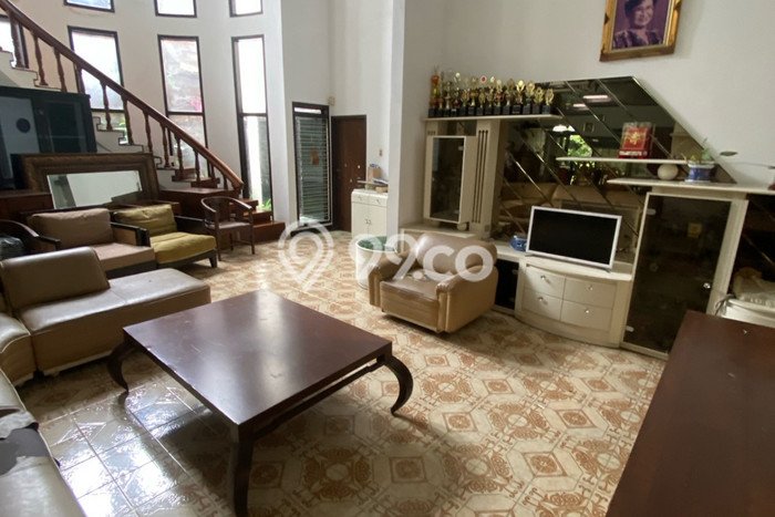 Rumah Mewah Dijual LT 386m2 di Sukun, Malang Rumah Mewah Dijual LT 386m2 di Sukun, Malang