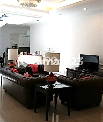 Siap Huni Rumah Mewah 3 Kamar di Menteng Dekat ke Mana Saja Siap Huni Rumah Mewah 3 Kamar di Menteng Dekat ke Mana Saja