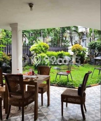 Hot Offer Hunian Premium Ideal dan Luas di Menteng, Jakarta Pusat Hot Offer Hunian Premium Ideal dan Luas di Menteng, Jakarta Pusat