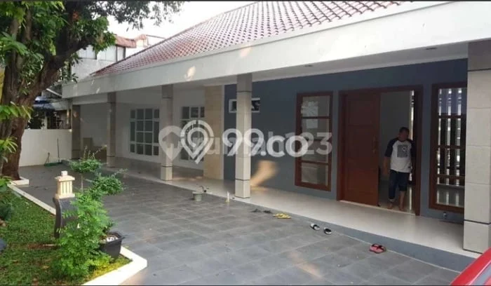 Sewa Rumah Nyaman di Menteng Siap Huni dan Strategis Sewa Rumah Nyaman di Menteng Siap Huni dan Strategis
