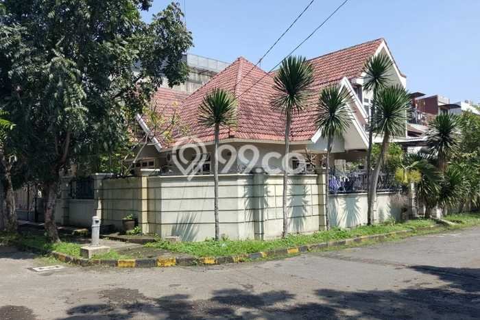 Rumah Mewah LB 240m2 Siap Pakai Desain Elegan di Gading Serpong, Tangerang Rumah Mewah LB 240m2 Siap Pakai Desain Elegan di Gading Serpong, Tangerang