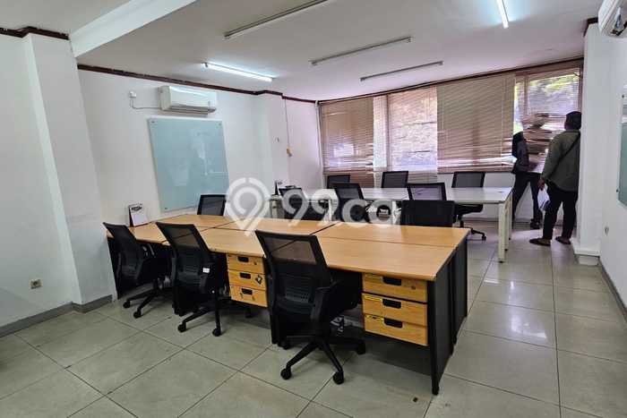 Area Ramai! Ruko Dijual di Kebayoran Baru untuk Bisnis Luas Bangunan 257m2 Area Ramai! Ruko Dijual di Kebayoran Baru untuk Bisnis Luas Bangunan 257m2