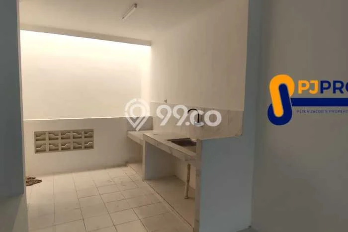 Unit Ruko Paling Strategis di Medan Satria Bekasi dengan LB 130m2 Unit Ruko Paling Strategis di Medan Satria Bekasi dengan LB 130m2