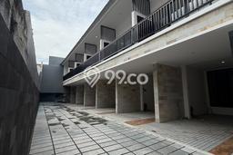 Dijual Rumah Luas Megah Dengan View Cantik di Menteng Dalam, Jakarta Selatan Dijual Rumah Luas Megah Dengan View Cantik di Menteng Dalam, Jakarta Selatan