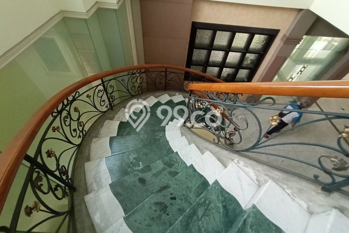 Hunian Mewah LB 884m2 Siap Huni Desain Elegan di Ancol, Jakarta Utara Hunian Mewah LB 884m2 Siap Huni Desain Elegan di Ancol, Jakarta Utara