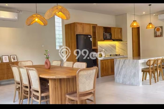 Vila di , Ukuran 200m2m², Dekat ke berbagai fasilitas umum Vila di , Ukuran 200m2m², Dekat ke berbagai fasilitas umum