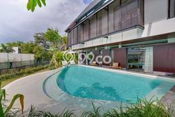 HARGA MENARIK! Vila Kawasan , Luas 343m2m², Area Strategis dengan akses mudah HARGA MENARIK! Vila Kawasan , Luas 343m2m², Area Strategis dengan akses mudah