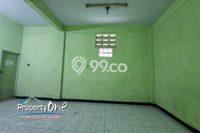 Ruko Usaha Dijual di Serpong Tangerang Selatan LT 221m2 & LB 192m2 Ruko Usaha Dijual di Serpong Tangerang Selatan LT 221m2 & LB 192m2
