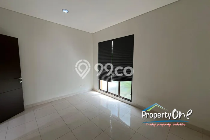 Jual Rumah Bagus Siap Huni LB 82m2 di BSD, Tangerang Selatan Jual Rumah Bagus Siap Huni LB 82m2 di BSD, Tangerang Selatan