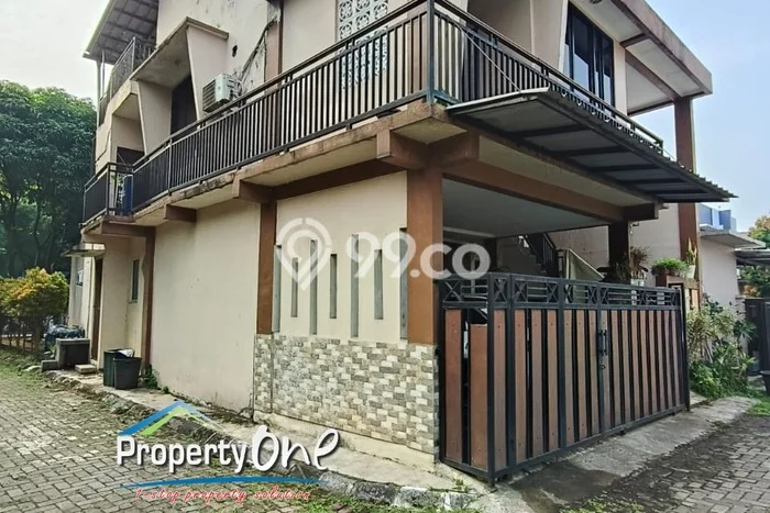 Rumah Strategis Modern Lb 115m2 di Serpong, Tangerang Selatan Rumah Strategis Modern Lb 115m2 di Serpong, Tangerang Selatan