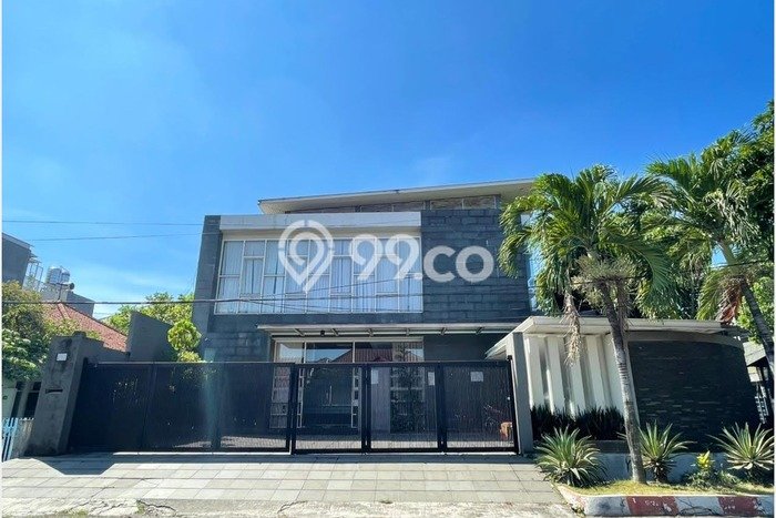 Unit Komersial Dijual di Gayungan Surabaya Luas Tanah 423m2, Luas Bangunan 650m2 Unit Komersial Dijual di Gayungan Surabaya Luas Tanah 423m2, Luas Bangunan 650m2