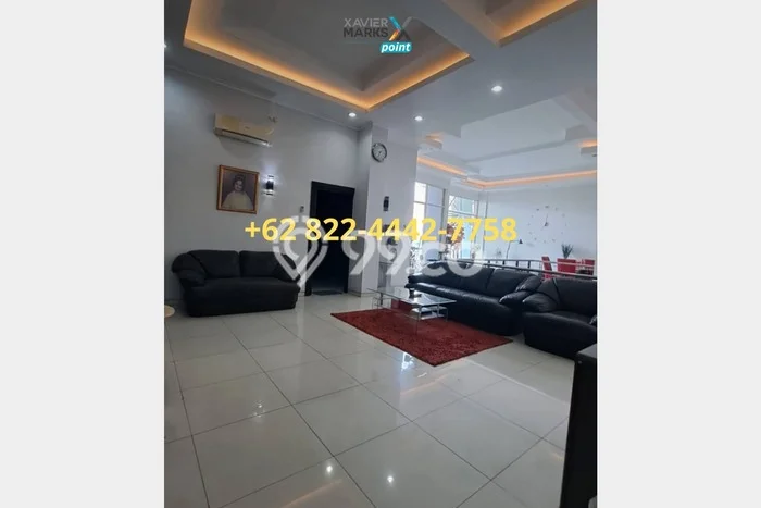 Rumah Mewah LB 500m2 Siap Huni Desain Elegan di Kertajaya, Surabaya Rumah Mewah LB 500m2 Siap Huni Desain Elegan di Kertajaya, Surabaya