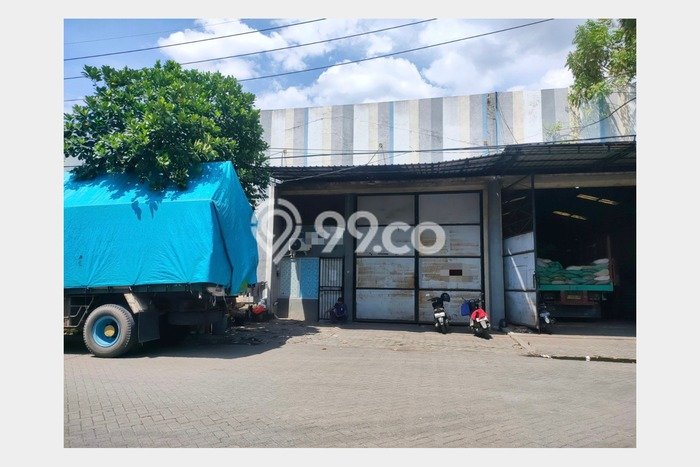Area Ramai! Gudang Dijual di Sidoarjo untuk Bisnis Luas Bangunan 384m2 Area Ramai! Gudang Dijual di Sidoarjo untuk Bisnis Luas Bangunan 384m2