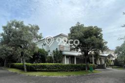 Jual Rumah Luas Elegan Dengan View Eksklusif di Wisata Bukit Mas, Surabaya Jual Rumah Luas Elegan Dengan View Eksklusif di Wisata Bukit Mas, Surabaya