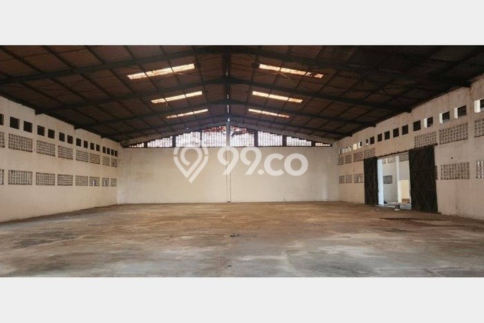 Gudang Dijual di Surakarta LT 5000m2 & LB 3500m2 Lokasi Terbaik! Gudang Dijual di Surakarta LT 5000m2 & LB 3500m2 Lokasi Terbaik!