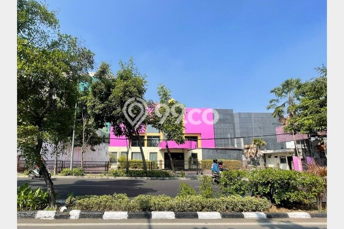 Lokasi Strategis! Dijual Komersial Bisnis di Genteng, Surabaya Kondisi Baik Lokasi Strategis! Dijual Komersial Bisnis di Genteng, Surabaya Kondisi Baik