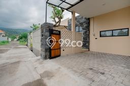 Vila Kawasan , Luas 200m2m², Akses ke Pusat Kota Vila Kawasan , Luas 200m2m², Akses ke Pusat Kota