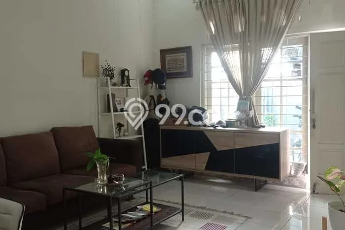 Rumah Strategis Modern Lb 110m2 di Jagakarsa, Jakarta Selatan Rumah Strategis Modern Lb 110m2 di Jagakarsa, Jakarta Selatan