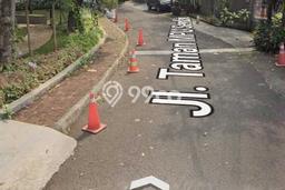 For Sale! Luxury House LT 456m2 Desain Modern di Senopati For Sale! Luxury House LT 456m2 Desain Modern di Senopati