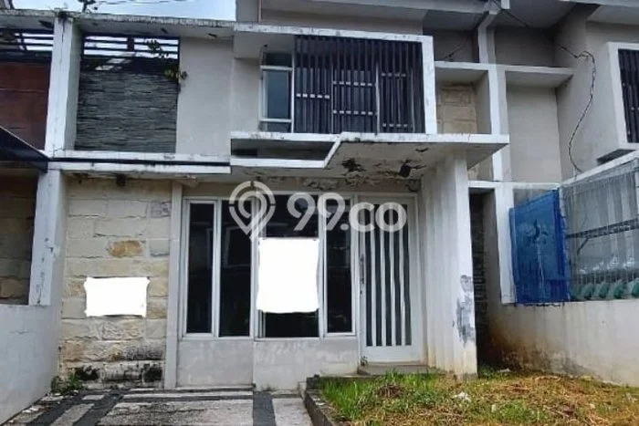 Rumah Luas Asri 2 KT Siap Pakai di Dieng Malang Rumah Luas Asri 2 KT Siap Pakai di Dieng Malang
