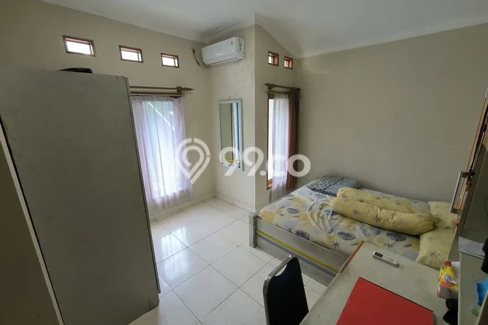 Rumah Luxury Modern Tanpa Renovasi di Kemang Pratama Bekasi Rumah Luxury Modern Tanpa Renovasi di Kemang Pratama Bekasi