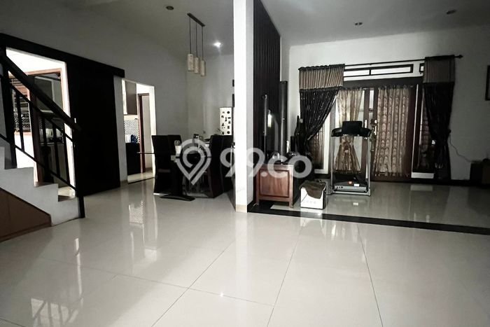 Disewakan Hunian Konsep Modern di Bekasi Barat Bekasi dengan 5 KT Disewakan Hunian Konsep Modern di Bekasi Barat Bekasi dengan 5 KT