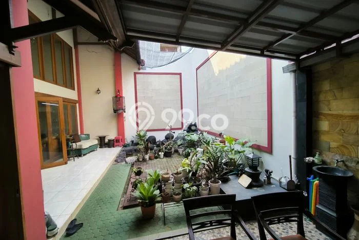 Rumah Luxury Modern Tanpa Renovasi di Kemang Pratama Bekasi Rumah Luxury Modern Tanpa Renovasi di Kemang Pratama Bekasi