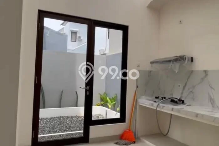 Disewakan! Rumah 2 Kamar Tidur &
2 Kamar Mandi di BSB City, Semarang Disewakan! Rumah 2 Kamar Tidur &
2 Kamar Mandi di BSB City, Semarang