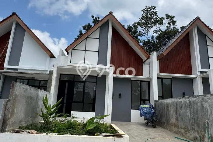 Jual Rumah Siap Huni di Gunung Pati Semarang Harga Rp 300 Juta LT 120m2 Jual Rumah Siap Huni di Gunung Pati Semarang Harga Rp 300 Juta LT 120m2