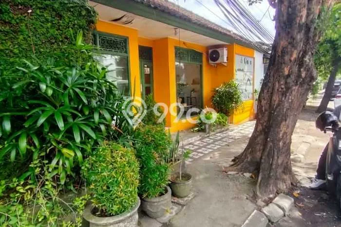 Disewakan Ruko di Kawasan Ramai Sanur Luas 31m2 Disewakan Ruko di Kawasan Ramai Sanur Luas 31m2