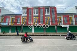 Unit Ruko Disewa Lokasi Banjarsari, Solo Spesifikasi Luas Bangunan 150m2 Unit Ruko Disewa Lokasi Banjarsari, Solo Spesifikasi Luas Bangunan 150m2
