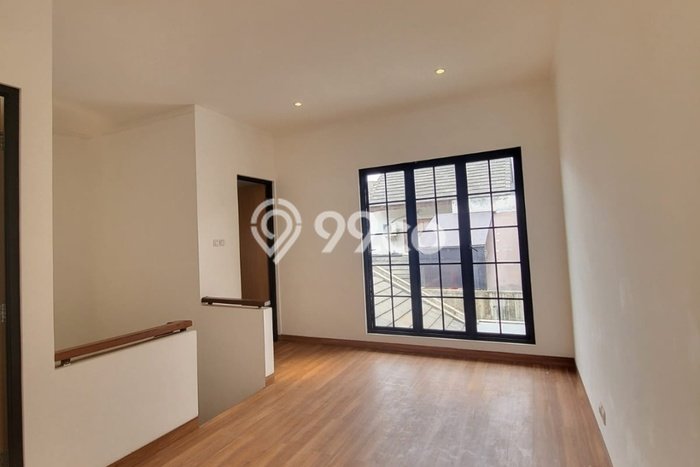 Rumah Luxury Modern Tanpa Renovasi di Bintaro Tangerang Selatan Rumah Luxury Modern Tanpa Renovasi di Bintaro Tangerang Selatan