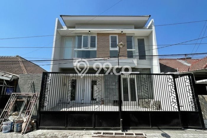 Jual Rumah Luas Elegan Dengan View Cantik di Sutorejo, Surabaya Jual Rumah Luas Elegan Dengan View Cantik di Sutorejo, Surabaya