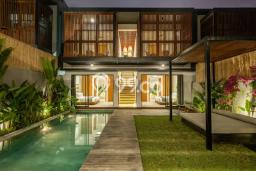 LOKASI STRATEGIS! Vila di , Ukuran 250m2m², Akses ke pusat umum LOKASI STRATEGIS! Vila di , Ukuran 250m2m², Akses ke pusat umum