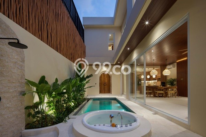 For Sale Vila Kawasan , Luas 141m2m², Lokasi Premium For Sale Vila Kawasan , Luas 141m2m², Lokasi Premium