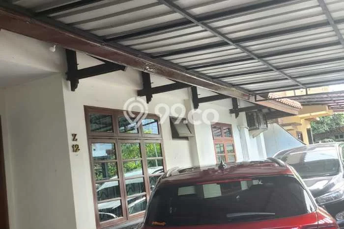 Rumah Disewakan Jakarta Timur LT 240m2 LB 300m2 Area Pondok Bambu Rumah Disewakan Jakarta Timur LT 240m2 LB 300m2 Area Pondok Bambu