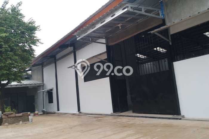Unit Gudang disewakan di Cakung Jakarta Timur dengan LT 1000m2 / LB 800m2 Unit Gudang disewakan di Cakung Jakarta Timur dengan LT 1000m2 / LB 800m2