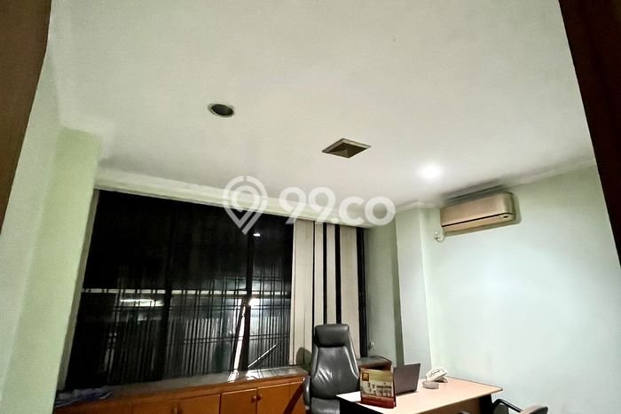 Lokasi Strategis! Dijual Ruko Bisnis di Pulo Gadung, Jakarta Timur Kondisi Baik Lokasi Strategis! Dijual Ruko Bisnis di Pulo Gadung, Jakarta Timur Kondisi Baik
