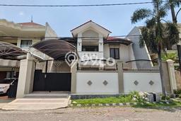 Rumah Luxury Modern Tanpa Renovasi di Dharma Husada Surabaya Rumah Luxury Modern Tanpa Renovasi di Dharma Husada Surabaya