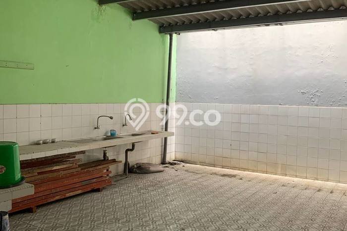 Ruko Bagus Dijual LB 450m2 Lokasi Strategis Surabaya Area Cocok untuk Berbisnis Ruko Bagus Dijual LB 450m2 Lokasi Strategis Surabaya Area Cocok untuk Berbisnis