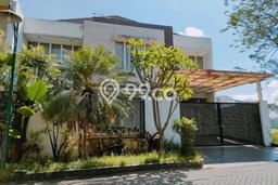 Hunian Mewah LB 450m2 Siap Pakai Desain Elegan di Citraland, Surabaya Hunian Mewah LB 450m2 Siap Pakai Desain Elegan di Citraland, Surabaya