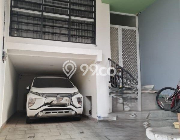 Dijual Rumah Mewah Elegan Dengan View Eksklusif di Jelambar, Jakarta Barat Dijual Rumah Mewah Elegan Dengan View Eksklusif di Jelambar, Jakarta Barat